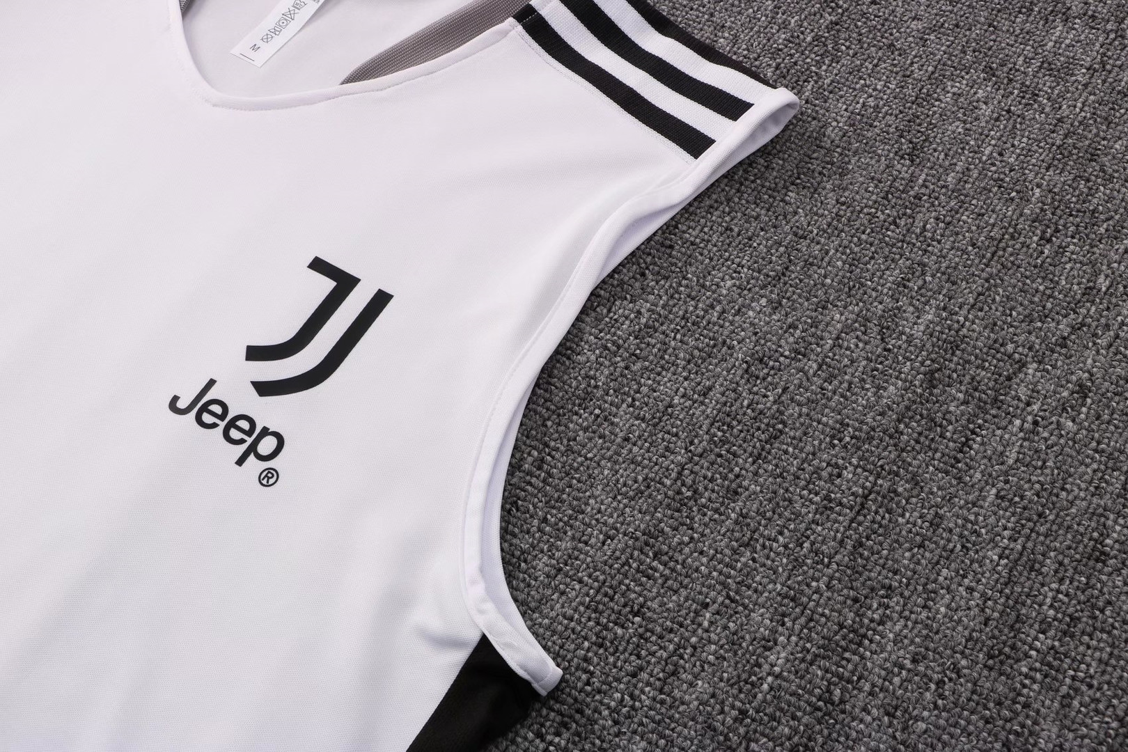 21/22 Juventus Light White Soccer Singlet Jersey Mens